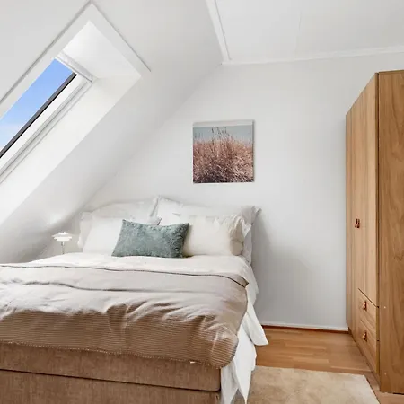 Renovated With Mountain Views * Μπέργκεν