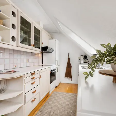 Διαμέρισμα Renovated With Mountain Views *