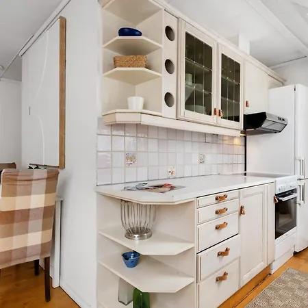 Renovated With Mountain Views Διαμέρισμα
